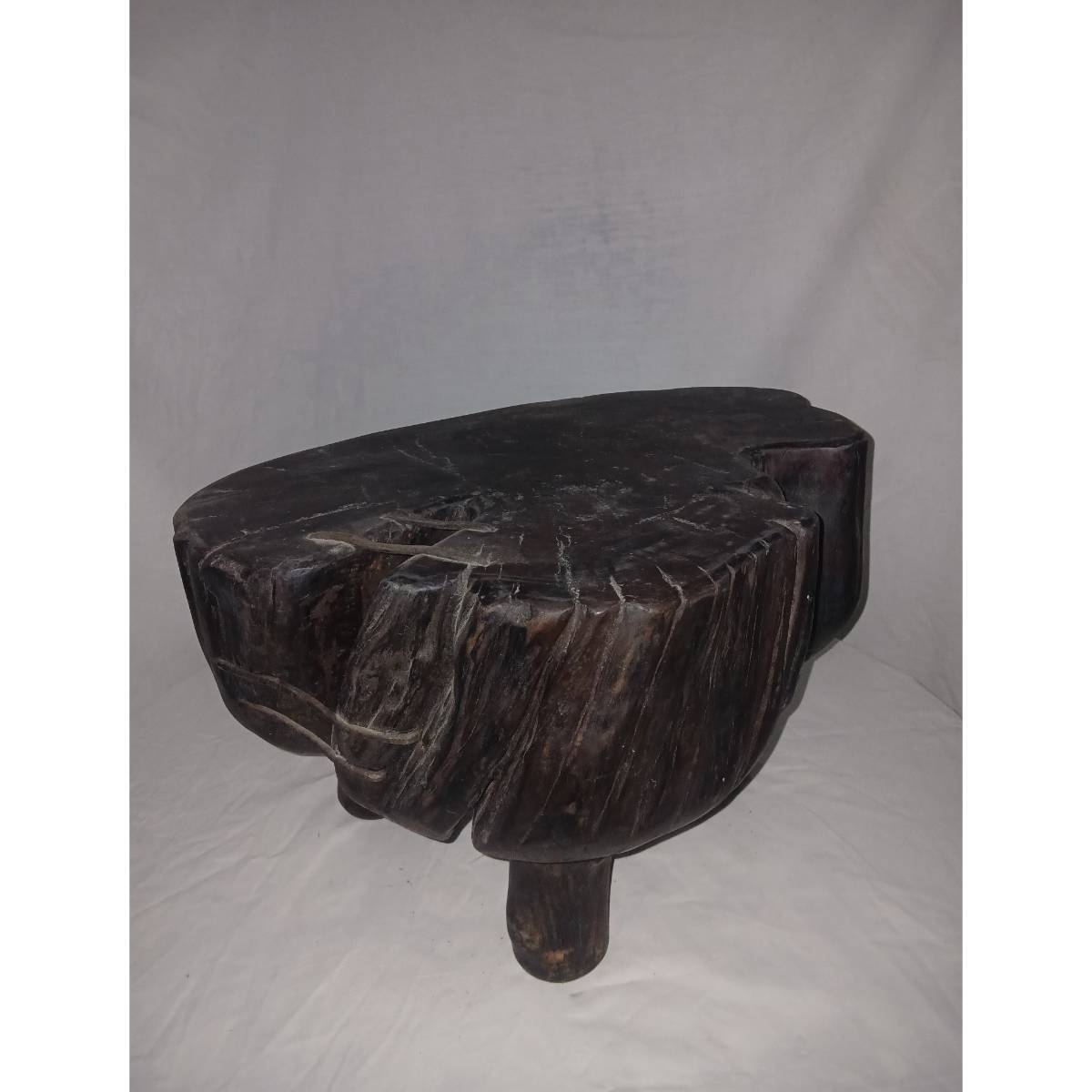 Tabouret en bois africain haut de gamme pour un style unique