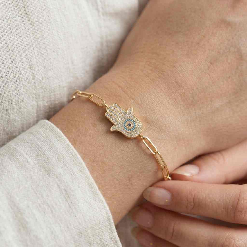 Bracelet Fati doré Main de Fatma symbole de protection et chance