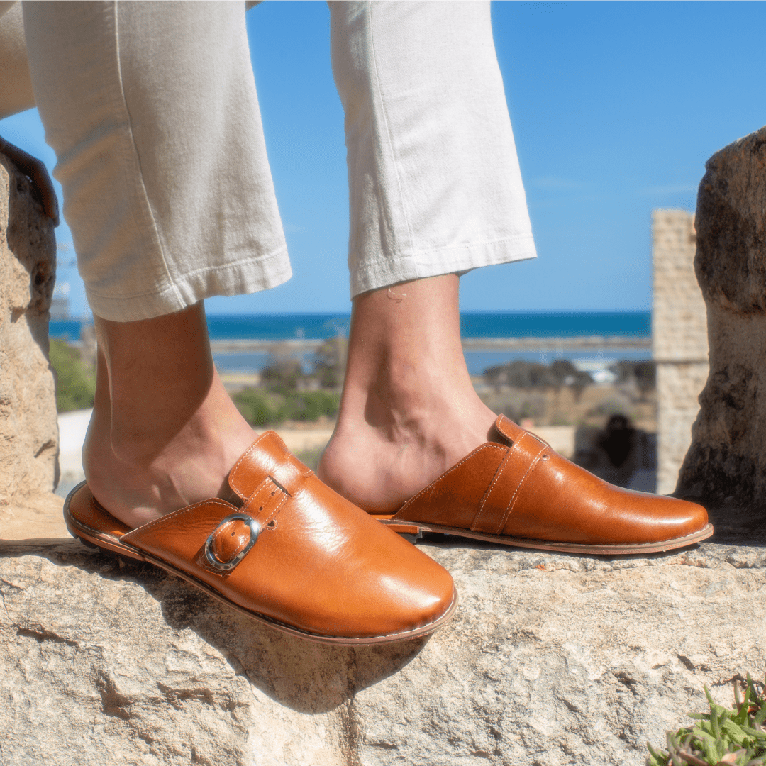 Babouche "Dulzura" en cuir camel unisexe - Balgha upcylée - artisanat Tunisien fait main | ILEYCOM