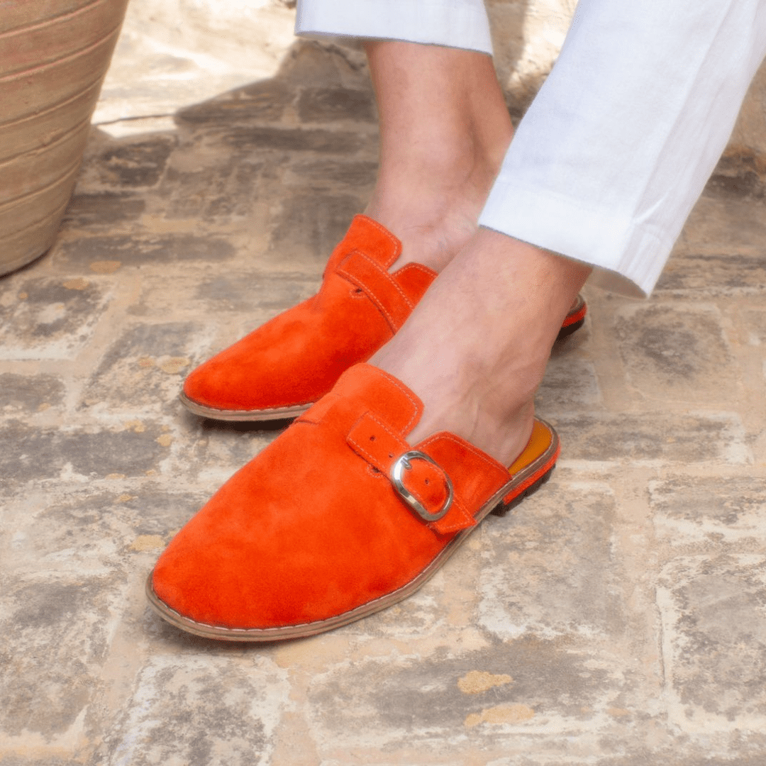 Babouche "Tangerine" en daim orange unisexe - Balgha upcylée - artisanat Tunisien fait main | ILEYCOM
