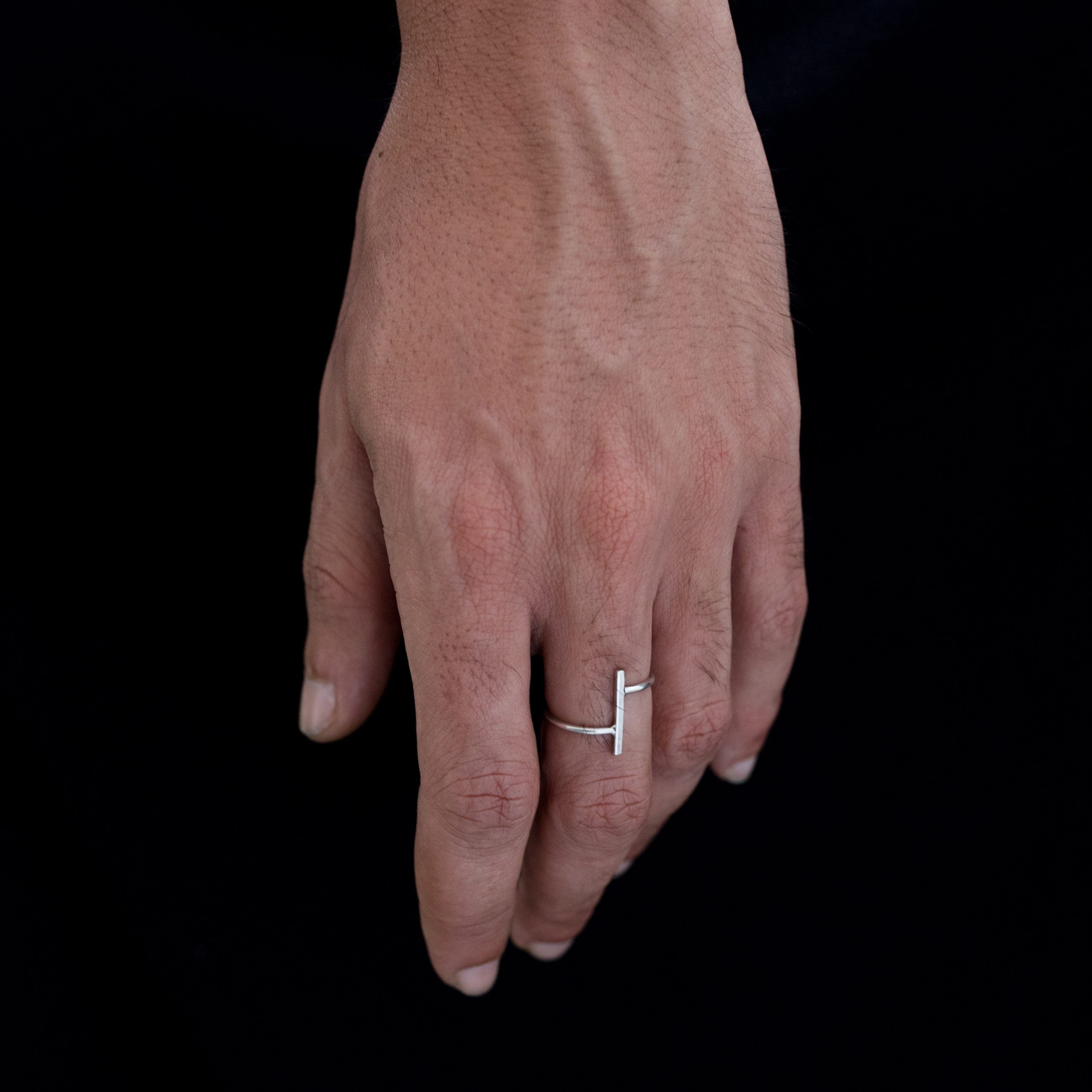 Bague minimaliste fait main en argent 925 - artisanat Tunisien fait main | ILEYCOM