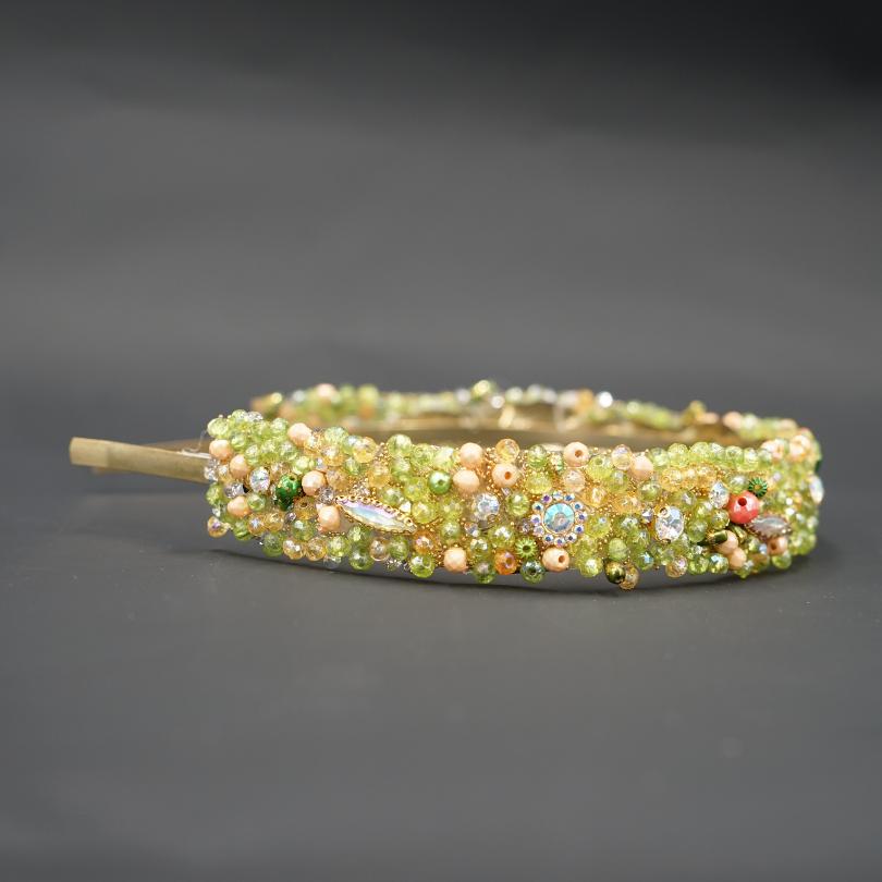 Bandeau cheveux de mariage couleur vert avec des perles et Diamonds - artisanat Tunisien fait main | ILEYCOM