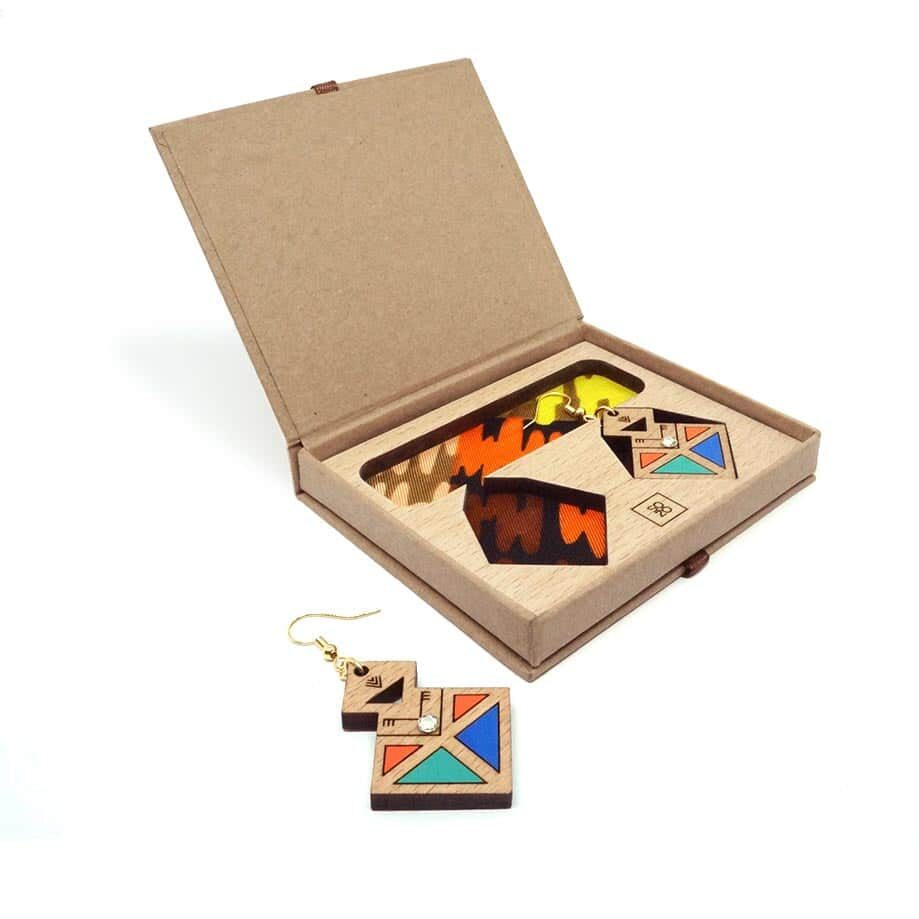 Boucles d'oreilles berbères "Amazigh Spirit" – Bois & Peinture Acrylique - artisanat Tunisien fait main | ILEYCOM