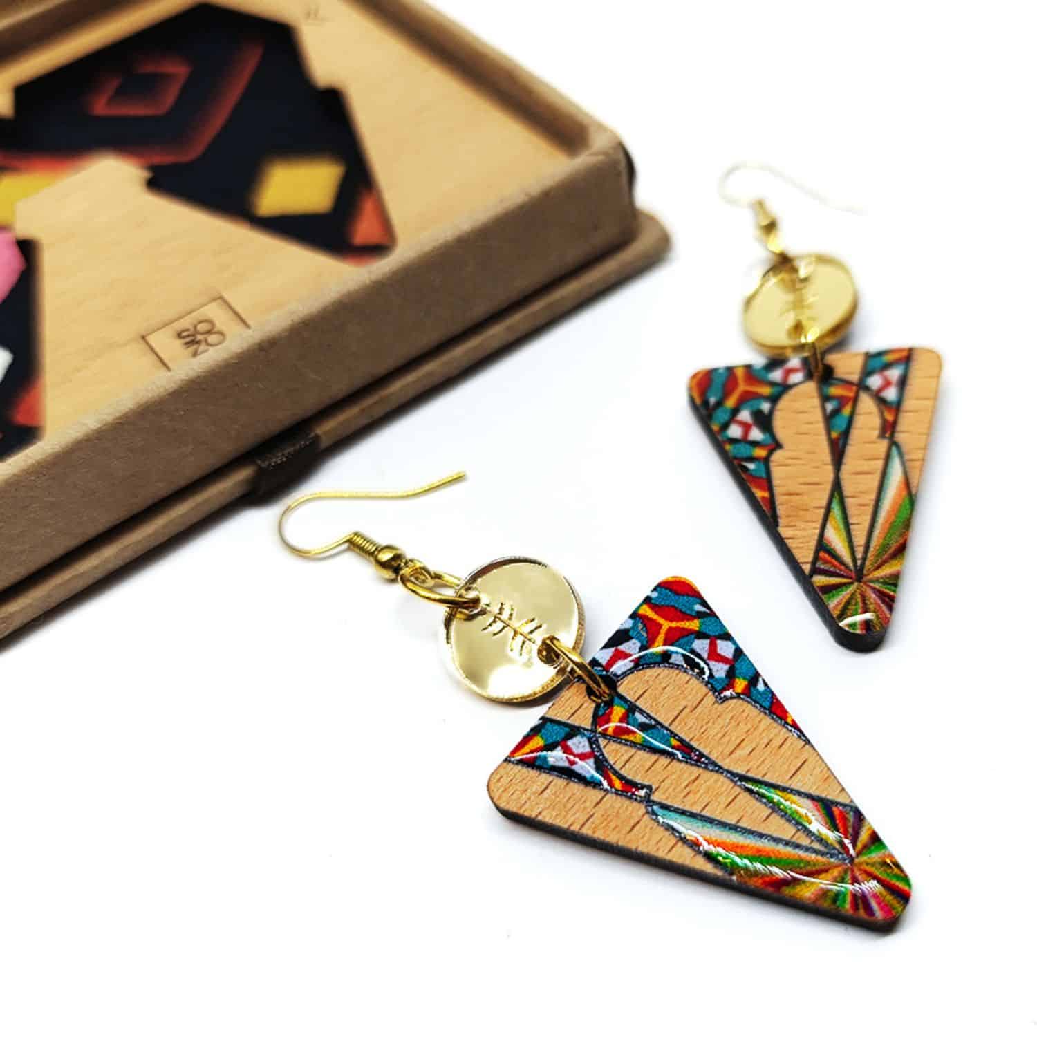 Boucles d'oreilles berbères Tamaghza en Bois, Résine et Laiton - artisanat Tunisien fait main | ILEYCOM
