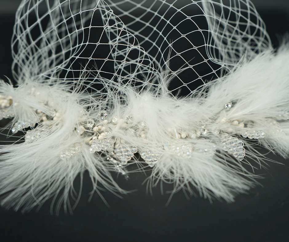 Broche blanche, modèle anglaise - artisanat Tunisien fait main | ILEYCOM