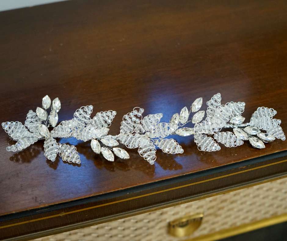 Broche Blanche, modèle losange - artisanat Tunisien fait main | ILEYCOM