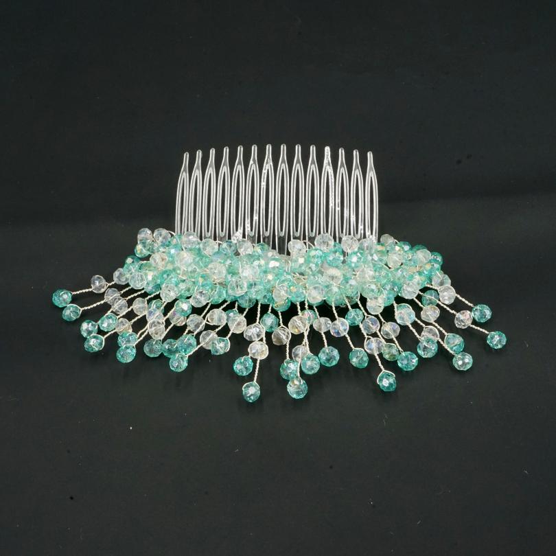 Broche cheveux bleu clair  , MODÈLE  Peigne en cristal - artisanat Tunisien fait main | ILEYCOM