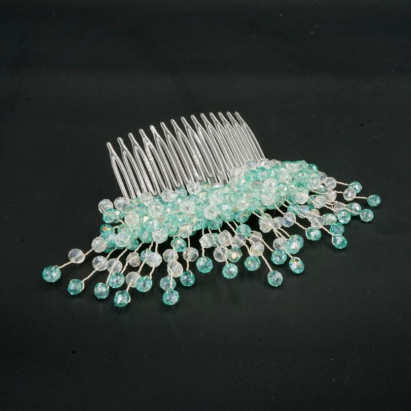 Broche cheveux bleu clair  , MODÈLE  Peigne en cristal - artisanat Tunisien fait main | ILEYCOM