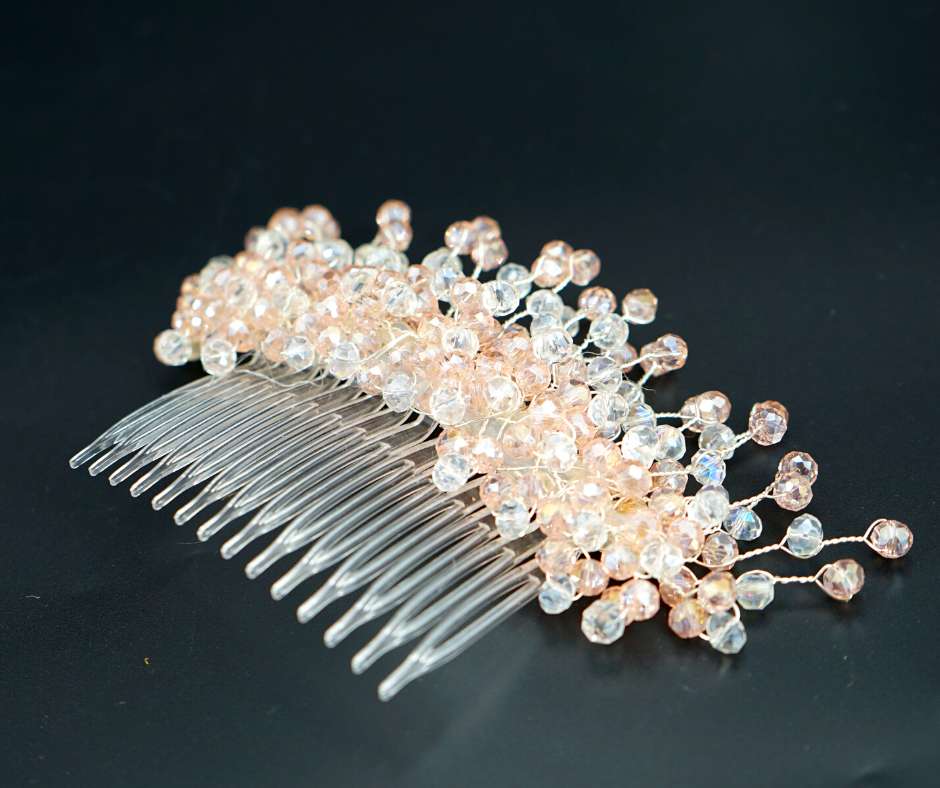Broche cheveux rose bébé, modèle peigne en cristal - artisanat Tunisien fait main | ILEYCOM