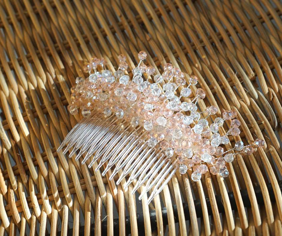 Broche cheveux rose bébé, modèle peigne en cristal - artisanat Tunisien fait main | ILEYCOM