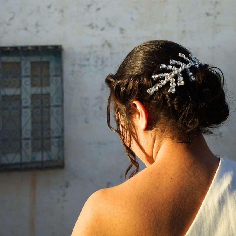 Broche de cheveux Strass, Perles Peigne de mariée, Pièce de cheveux de mariage,  - artisanat Tunisien fait main | ILEYCOM