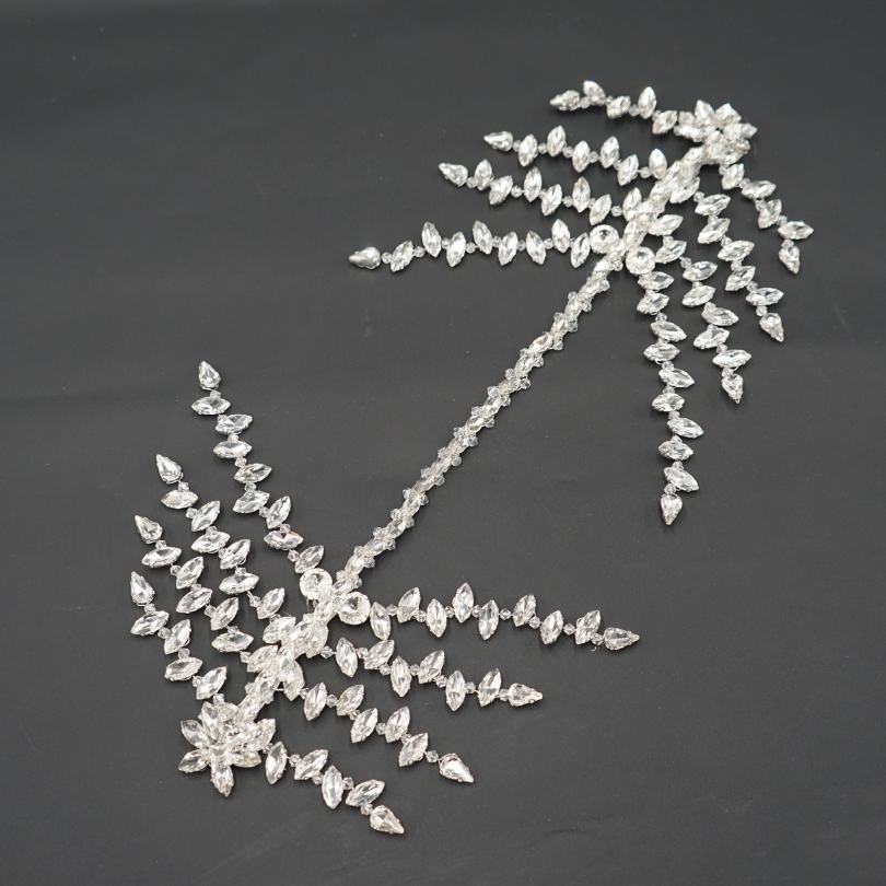 Broche en Perle et cristal de mariage vigne de cheveux de mariée, pièce de cheve - artisanat Tunisien fait main | ILEYCOM
