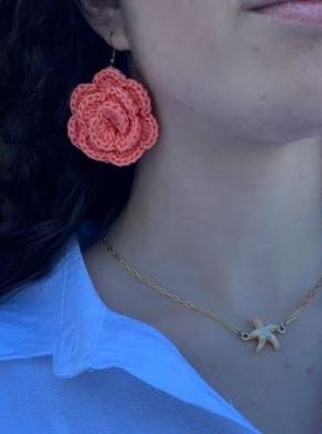 Boucles d'Oreilles Fleur Saumon en Crochet