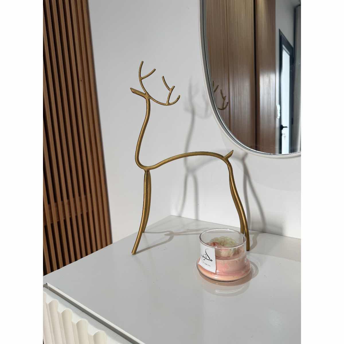 Cerf décoratif unique pour embellir votre intérieur avec style