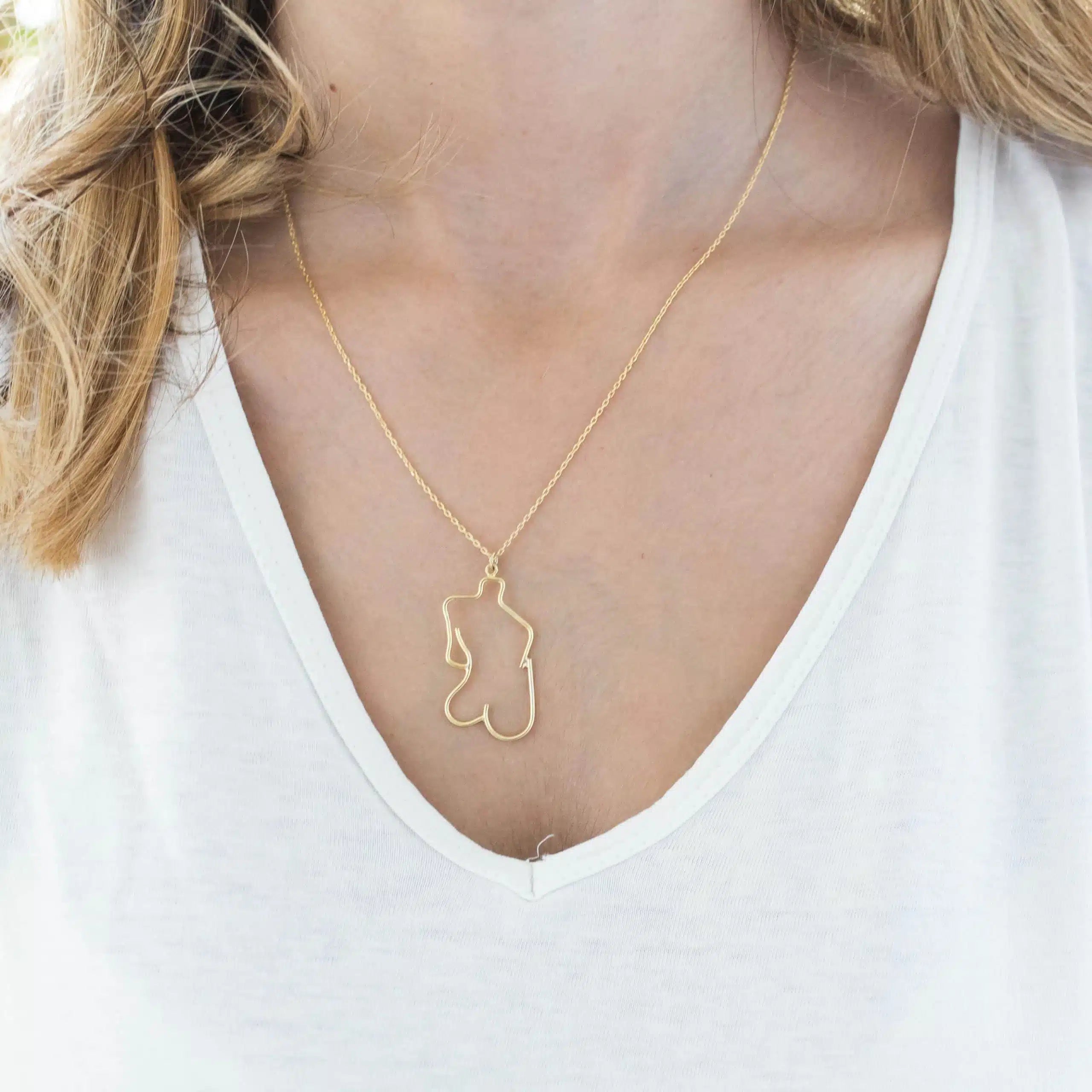 Collier corps féminin minimaliste fait main en argent 925