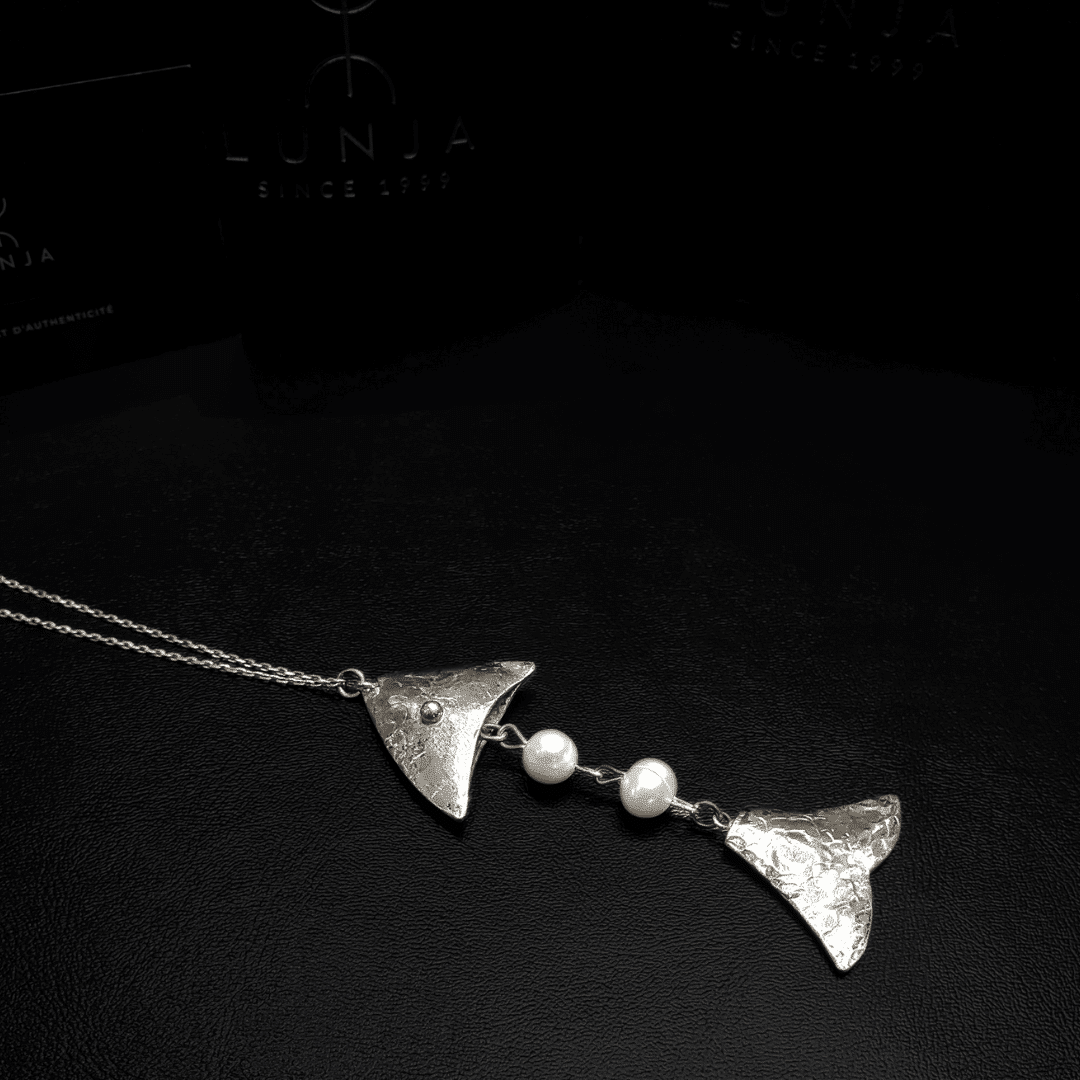 850 silver necklace with fish and pearl pendant