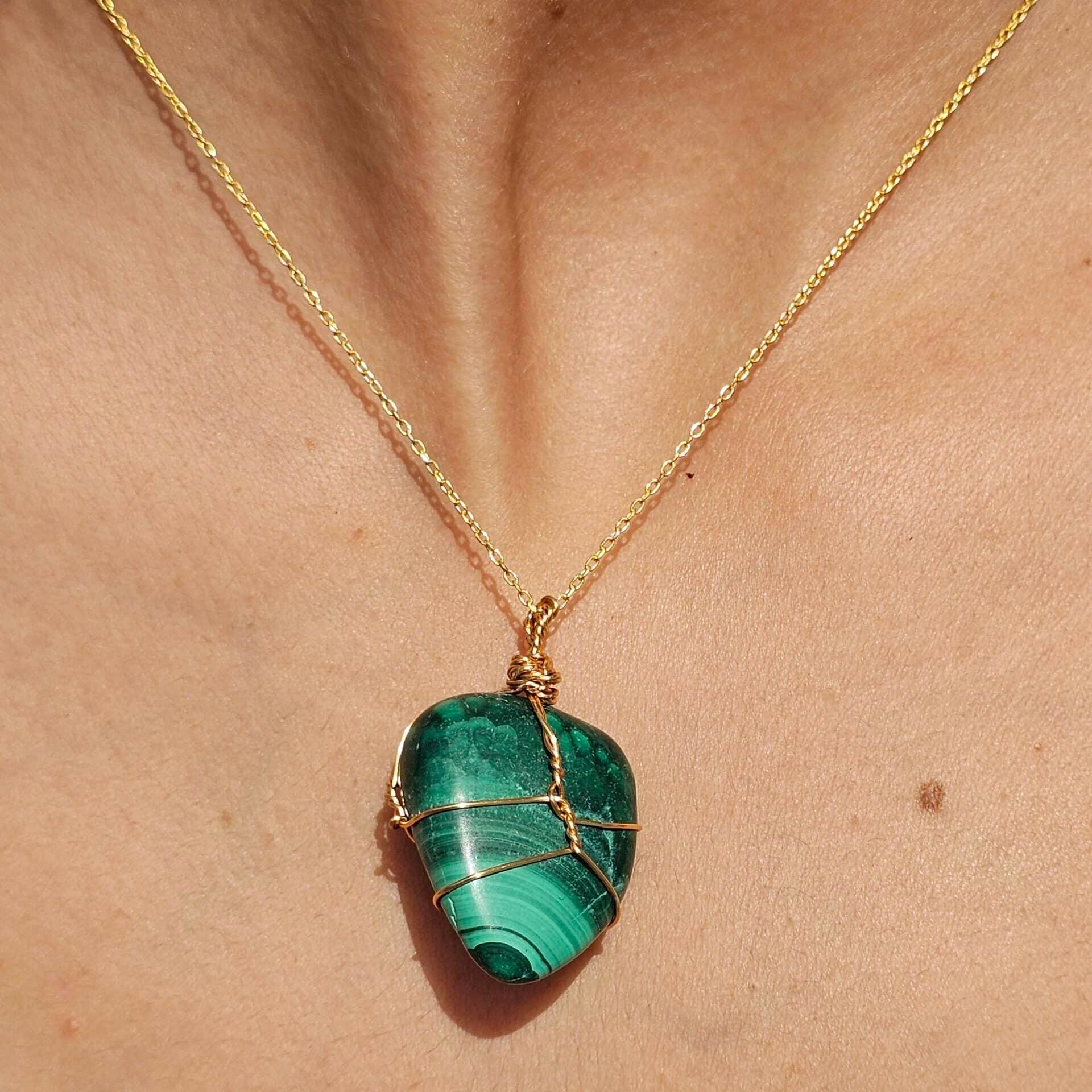 Collier en argent 925 plaqué or 18k avec pendentif en malachite polie (45 cm) - artisanat Tunisien fait main | ILEYCOM