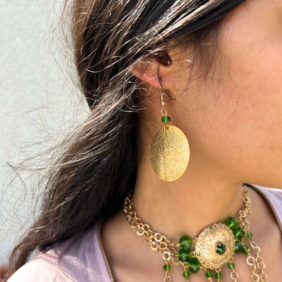 Collier et boucles d'oreille Traditionnel Dorée avec des perles en vert - artisanat Tunisien fait main | ILEYCOM