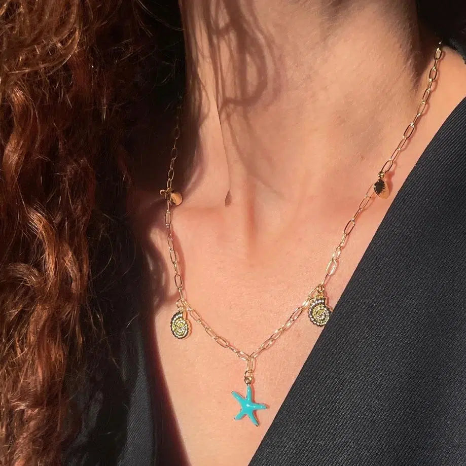 collier étoile turquoise chic pour un été lumineux