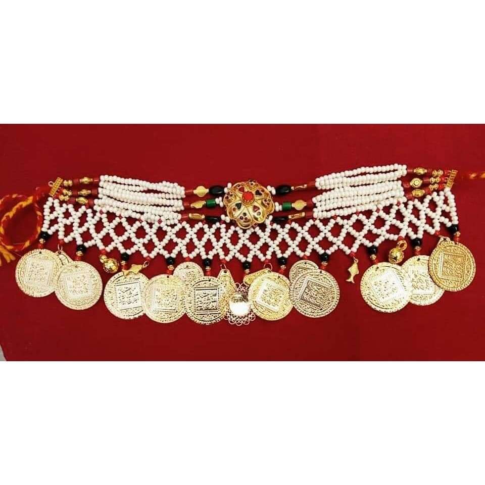Collier tunisien en cuivre or 24k un bijou d' — vue détaillée. Artisanat tunisien.