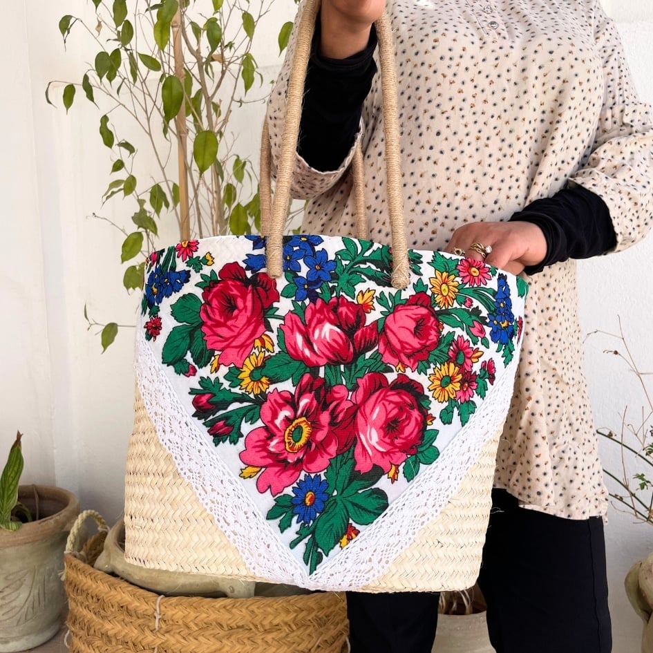 couffin traditionnelle revisité avec détails en foulard tunisienne vintage avec  - artisanat Tunisien fait main | ILEYCOM