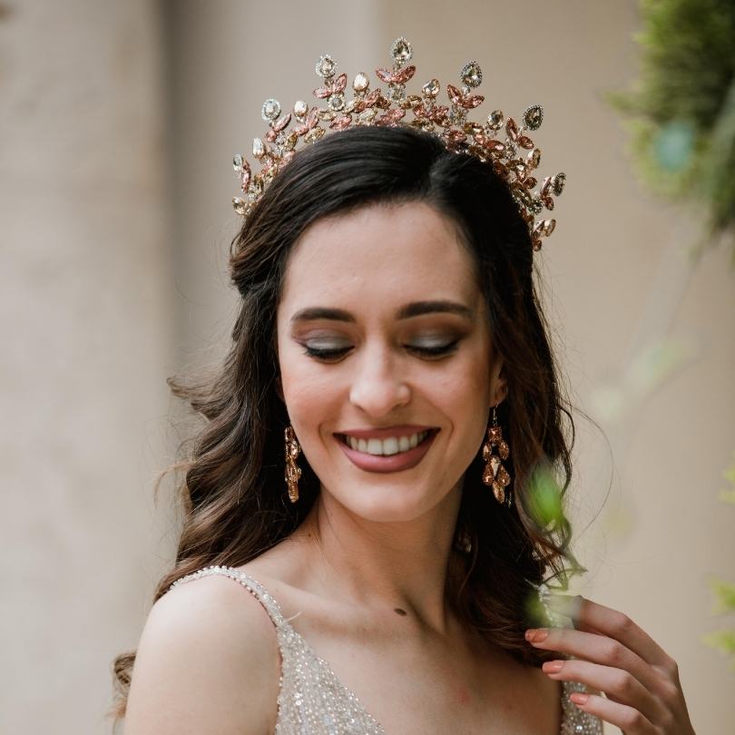 Couronne de fleurs dorées avec cristaux Couronne de cheveux de mariage Élégant g - artisanat Tunisien fait main | ILEYCOM