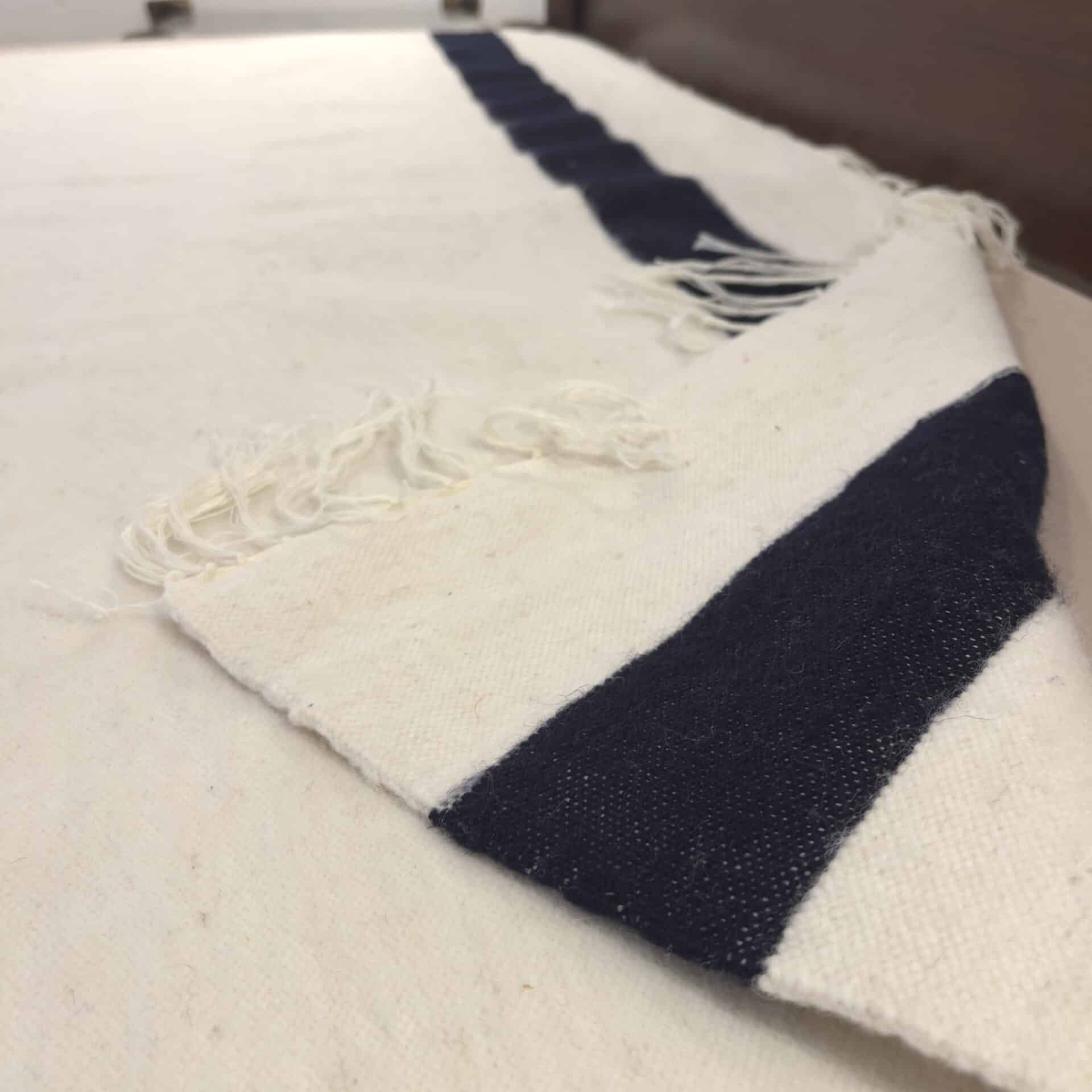 Couverture Amazigh 100% Laine - artisanat Tunisien fait main | ILEYCOM