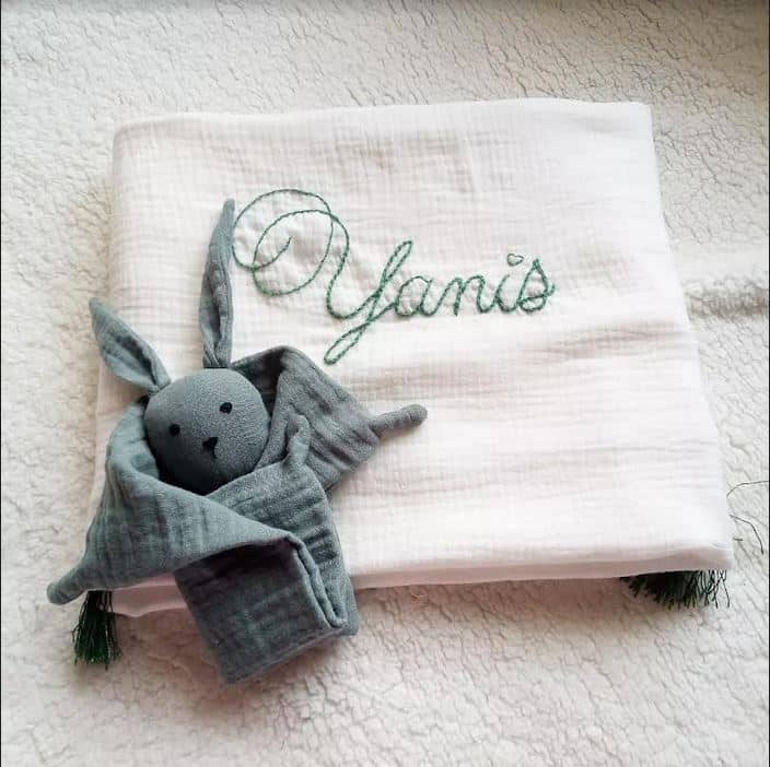 Couverture d’été pour bébé personnalisée en double gaze de coton - artisanat Tunisien fait main | ILEYCOM