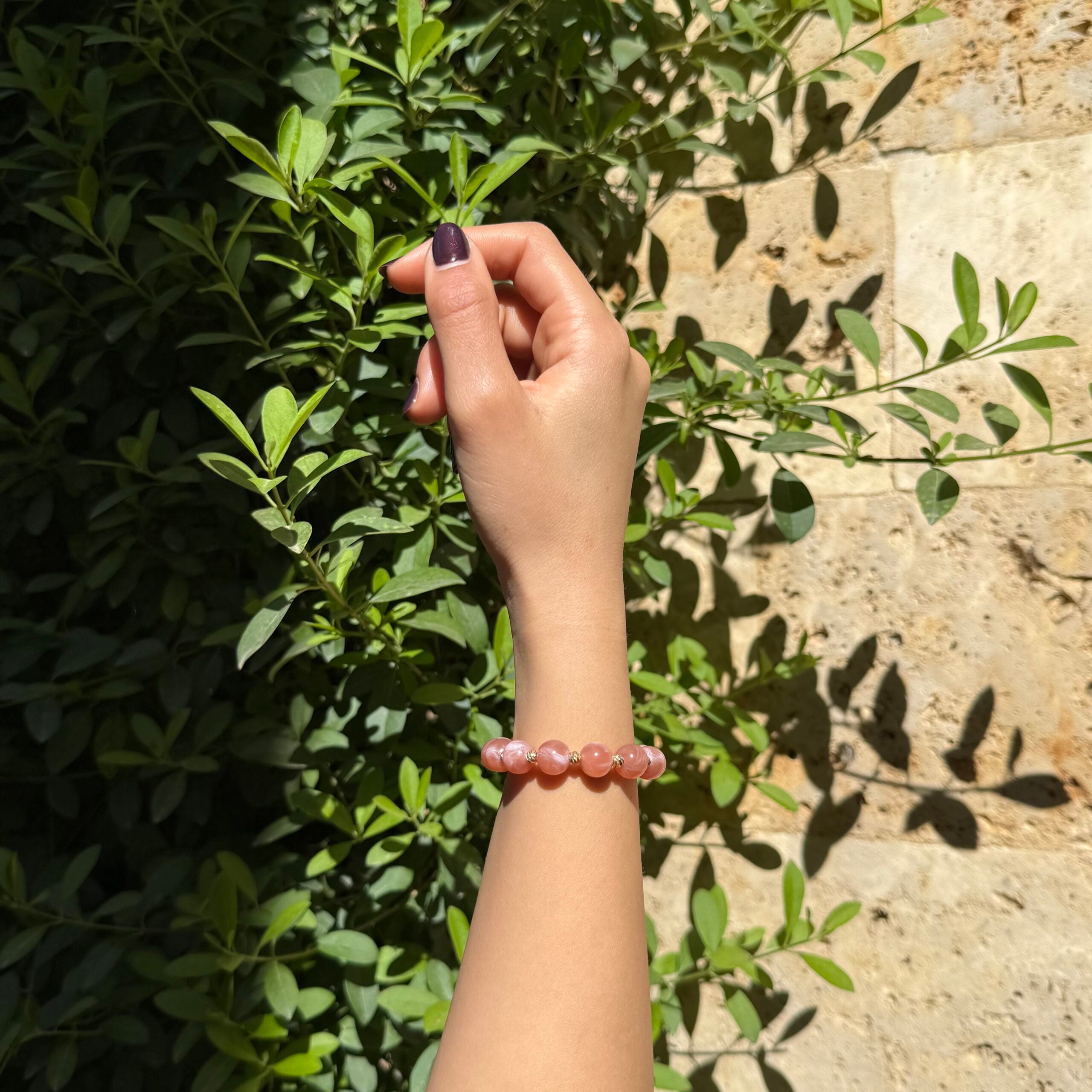 Bracelet rose en pierre naturelle pour une élégance intemporelle