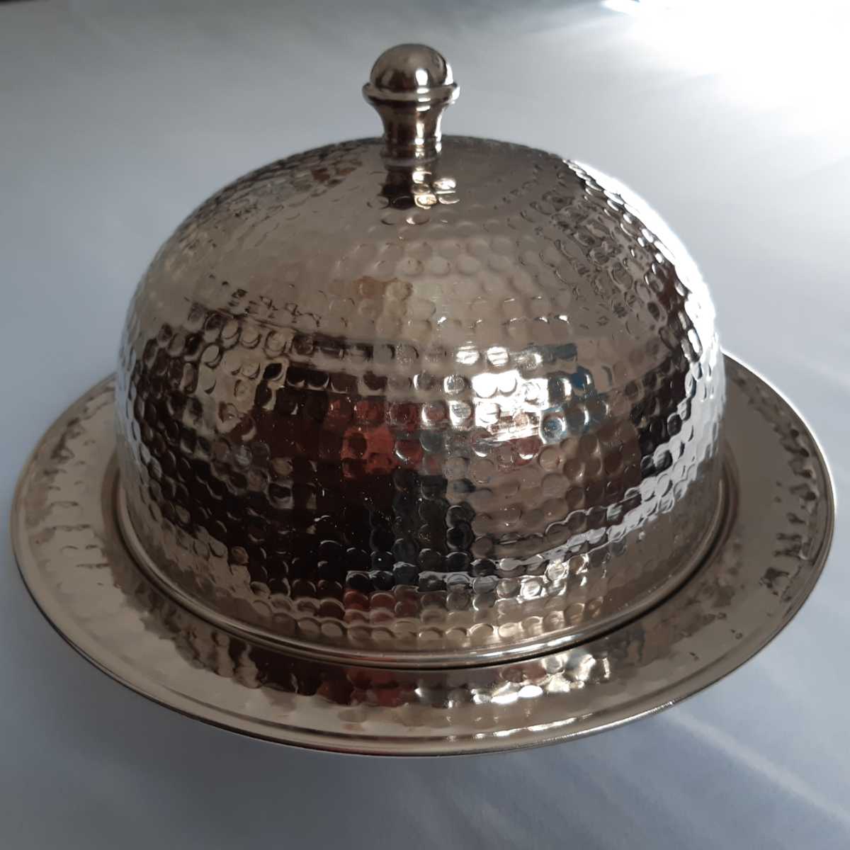 bonbonnière cuivre martelé élégance pour votre décoration raffinée