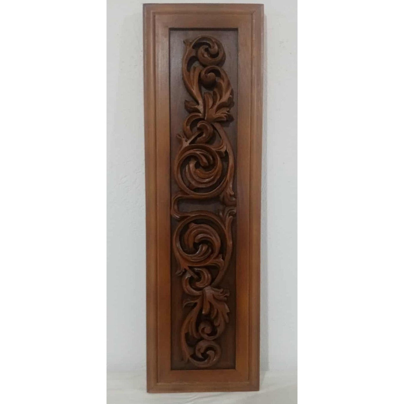 tableau bois sculpté artisanal pour un décor unique 70x20 cm