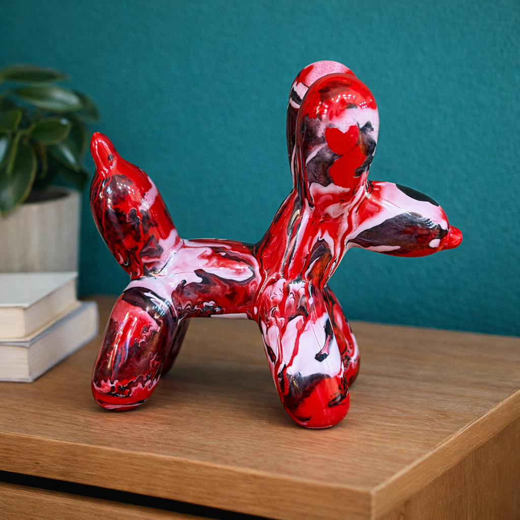Sculpture Dog Design en Céramique – Édition Artistique Rouge, Noir & Blanc (12 cm)