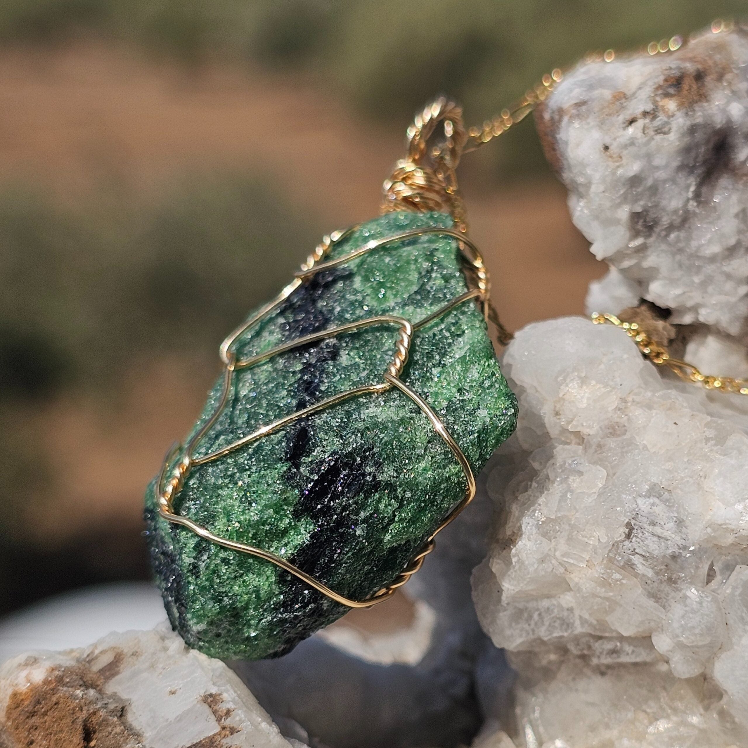 Collier en Argent 925 plaqué en or avec Pendentif Ruby Zoïsite - Éclat Naturel et Énergétique