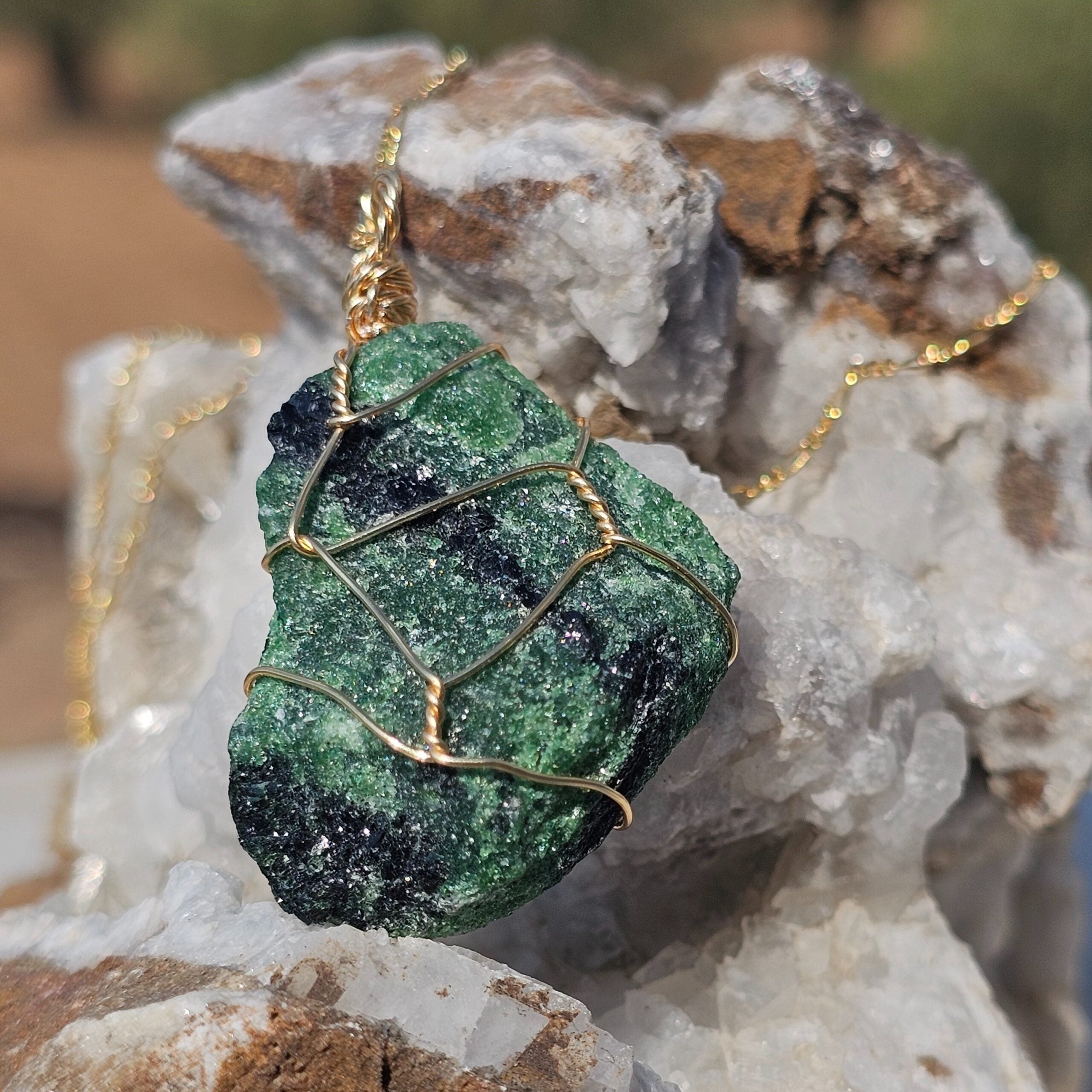 Collier en Argent 925 plaqué en or avec Pendentif Ruby Zoïsite - Éclat Naturel et Énergétique