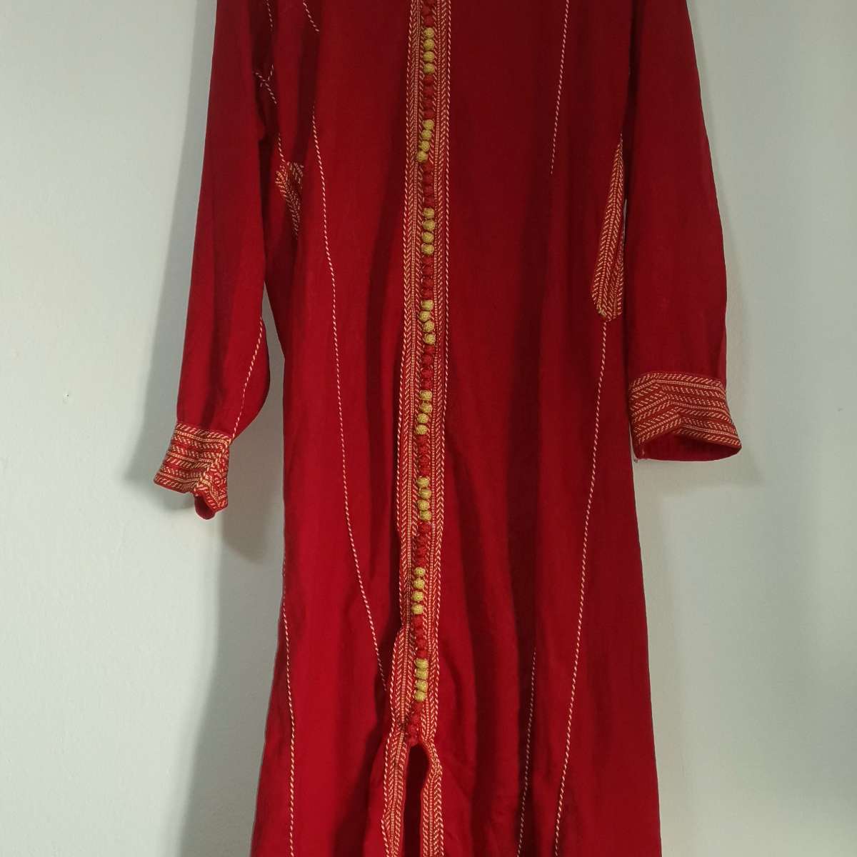 Robe marocaine rouge taille 38 40 élégance et tradition irrésistibles