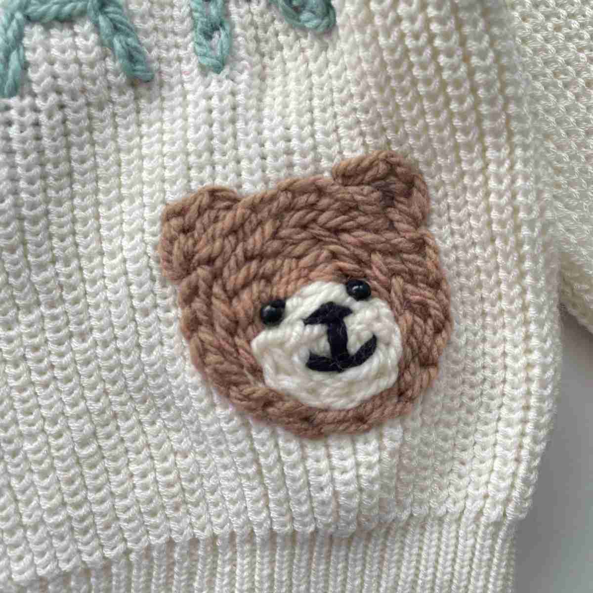 Pull enfant personnalisé en gris qualité premium à porter partout