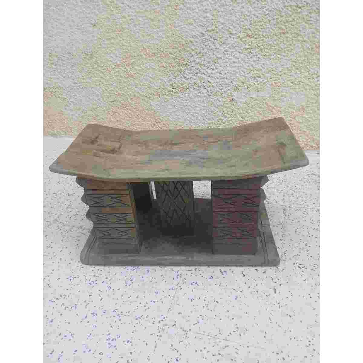 Tabour plein en bois