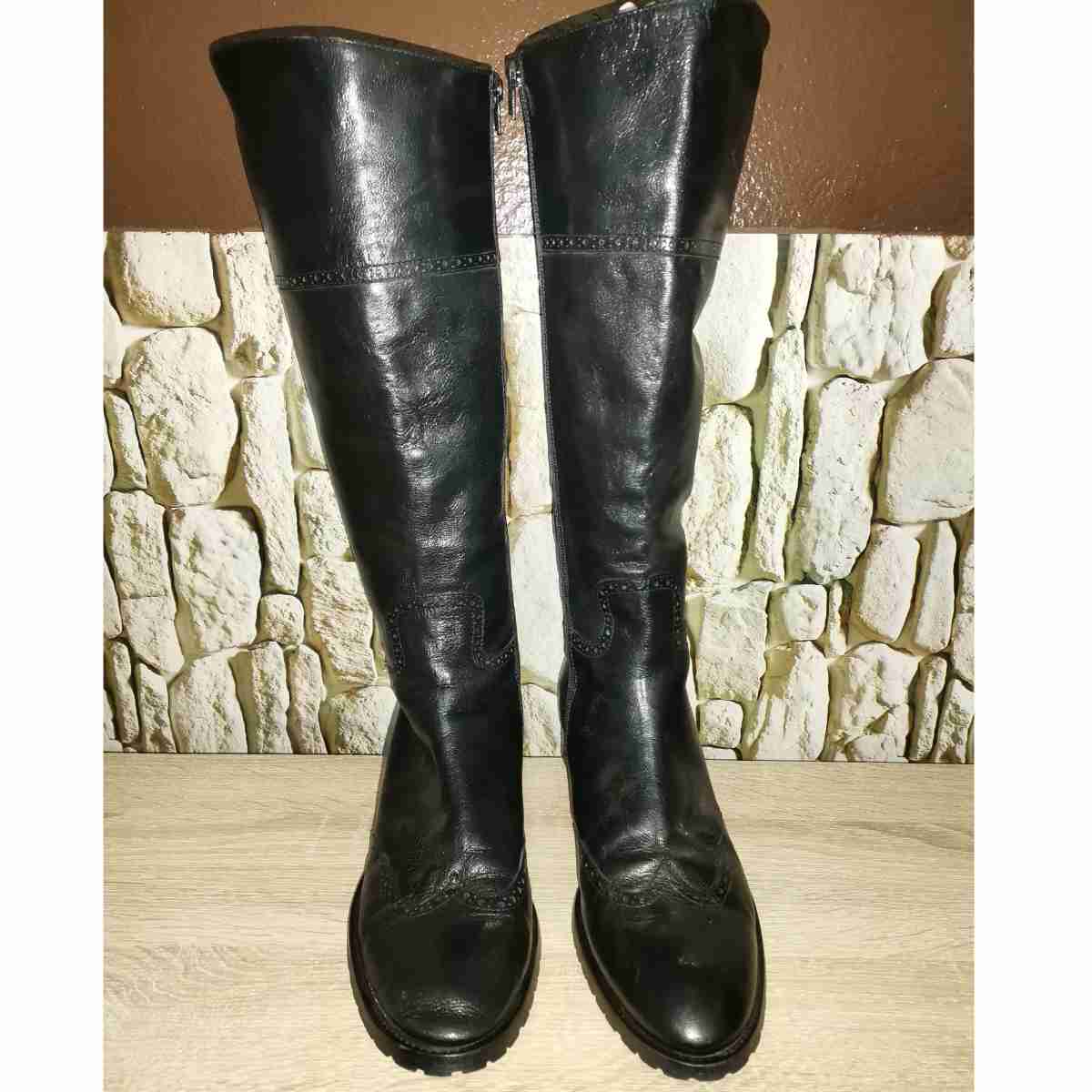 Bottes cuir noires taille 42 confort et style irrésistibles