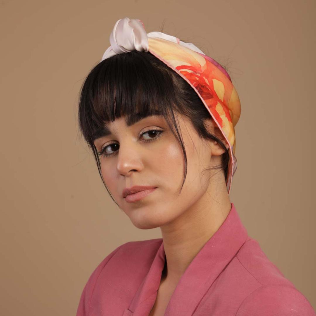 Foulard rouge et jaune en soie naturelle "Falling in love" - artisanat Tunisien fait main | ILEYCOM