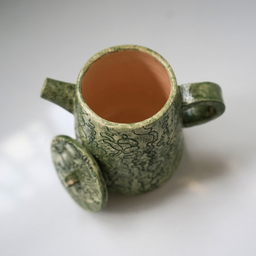 Théière en Céramique Verte Artisanale - Élégance Naturelle Traditionnelle