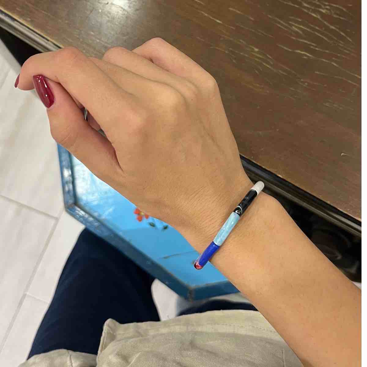 Bracelet multicolore ajustable unisexe pour un style unique