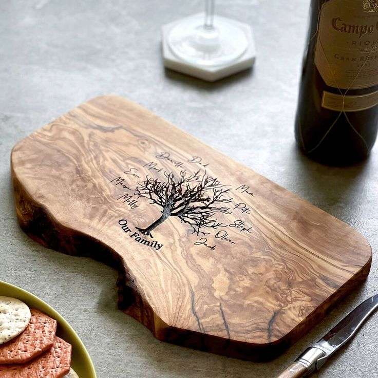 Plaque en bois olivier centenaire artisanale pour un décor unique