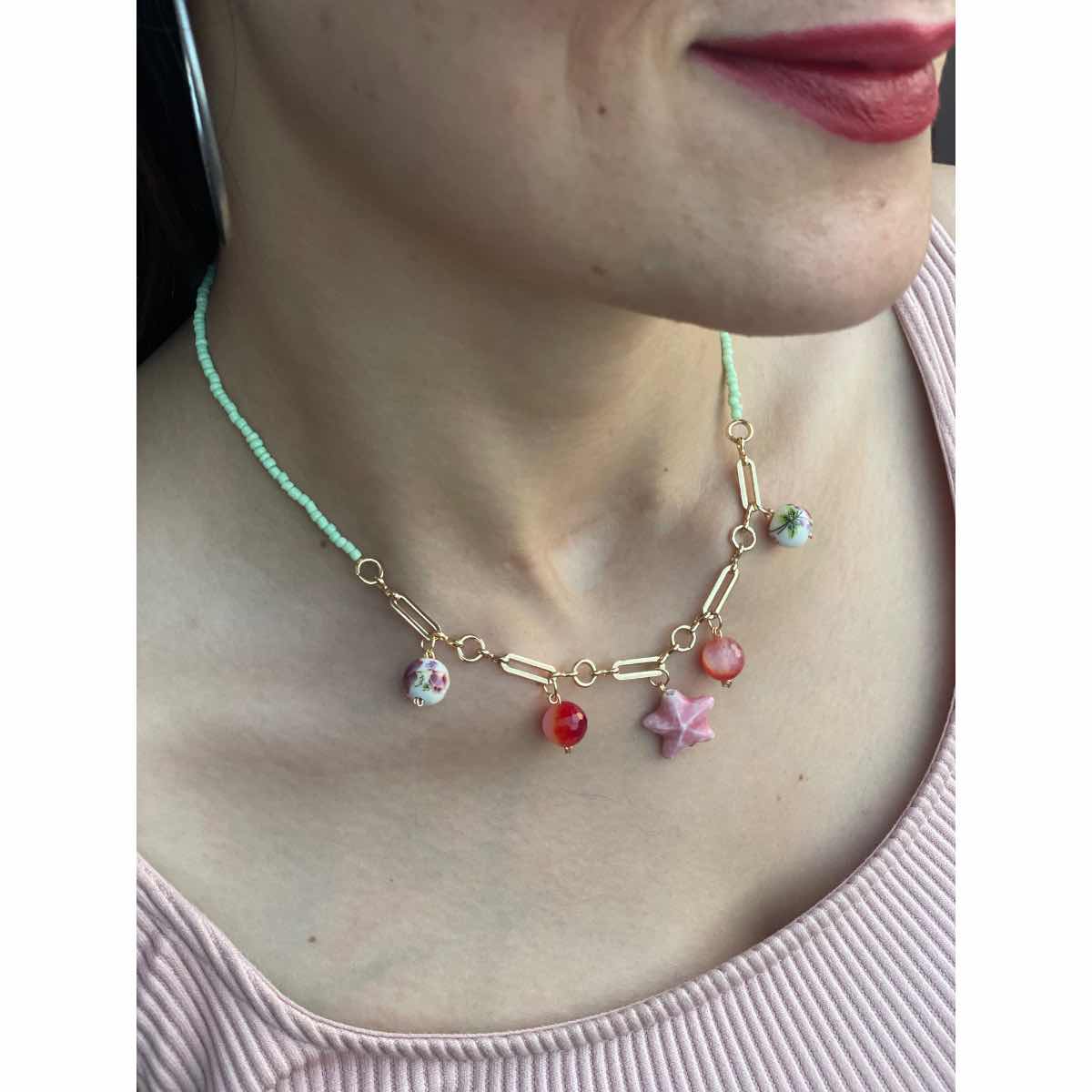 Collier boho chic pour une allure unique à la plage