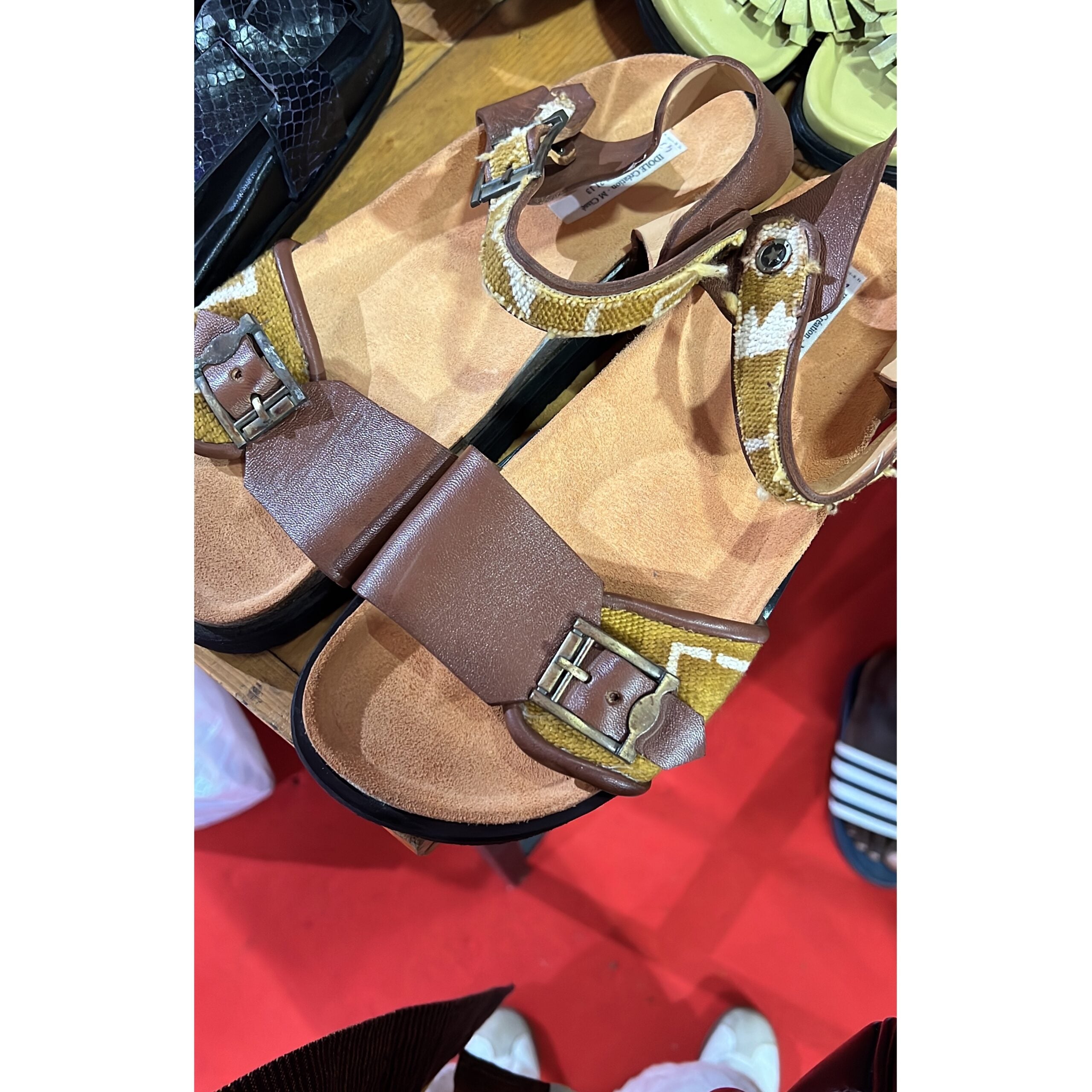 Sandales cuir élégantes confort et style pour femme pointure 39