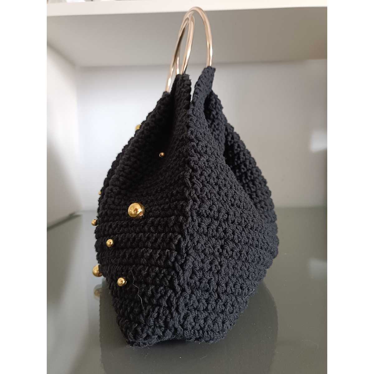 sac noir Nuit doré l'élégance intemporelle en toute occasion