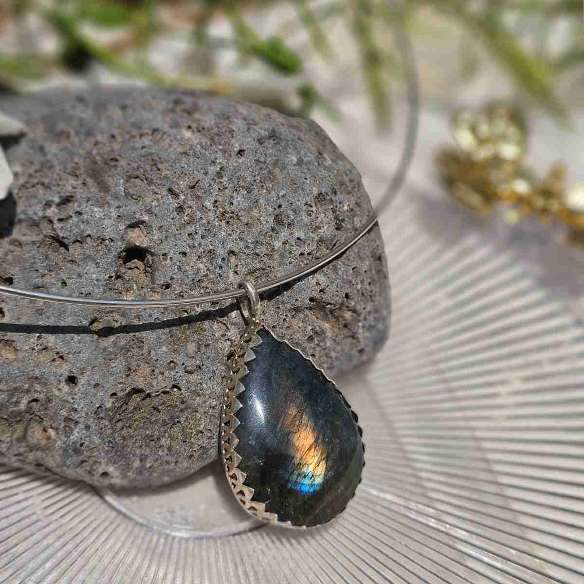 Collier labradorite en argent 925 pour une élégance unique