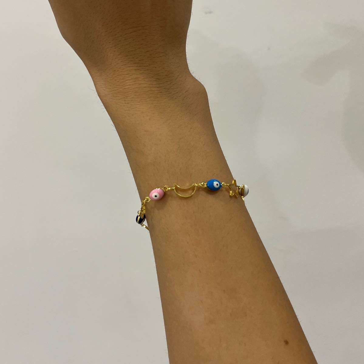 Bracelet inoxydable doré pour un style chic et durable