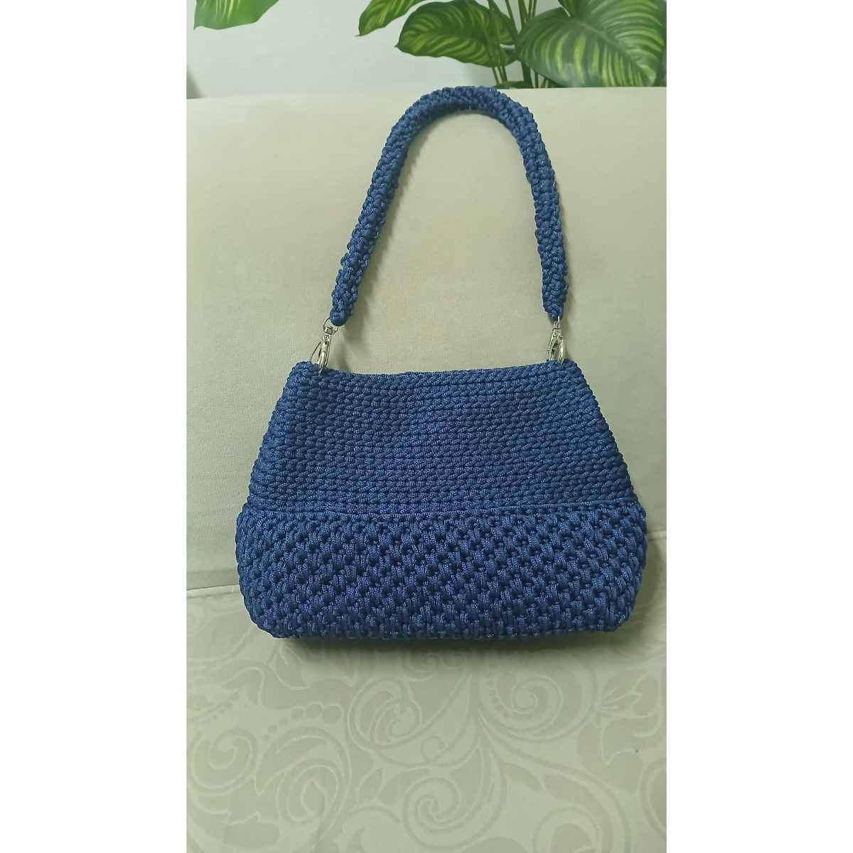sac en crochet Bella le must have pour un style unique