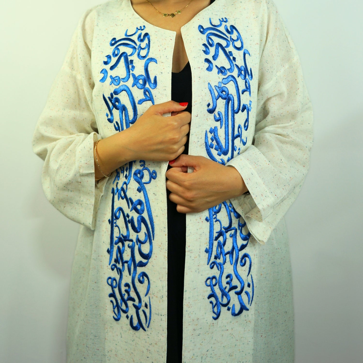 Kimono Traditionnel avec Calligraphie Arabe en Bleu - artisanat Tunisien fait main | ILEYCOM