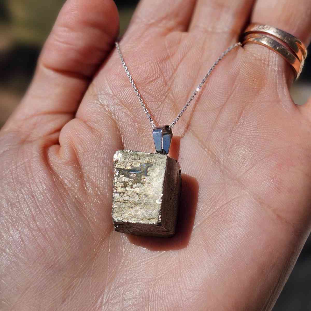 collier argent 925 éclat pyrite doré pour un style unique